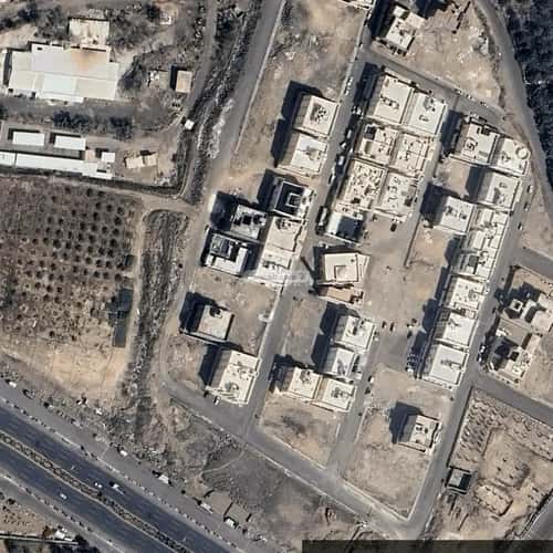 Apartment with 4 Bedrooms Wadi Muzahim, Madinah