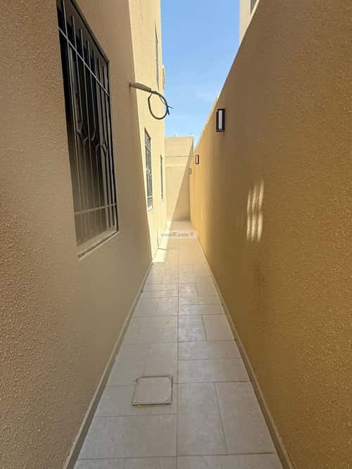 Apartment with 5 Bedrooms Al-Aqiq, Abha