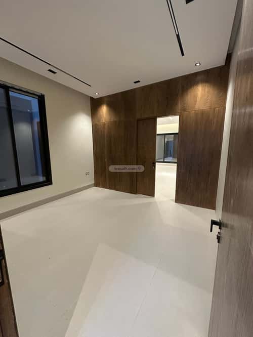 فيلا 340.7 متر مربع شرقية على شارع 15م العريجاء الغربي، غرب الرياض، الرياض