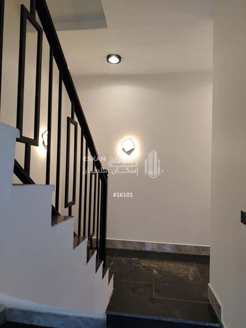 شقة ب 7 غرف العزيزية، الجبيل