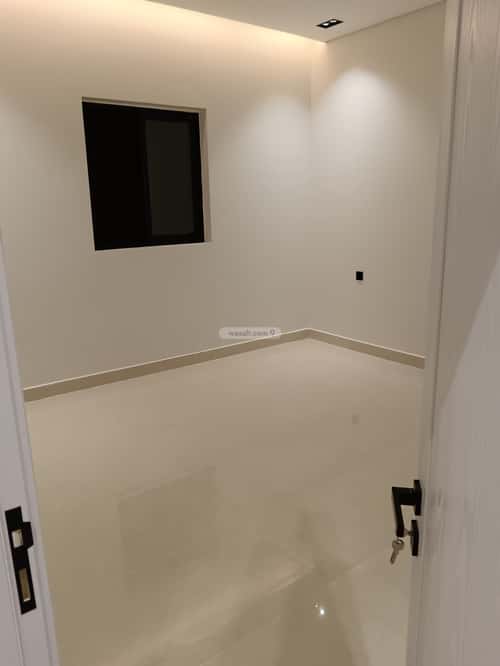 Floor with 6 Bedrooms Az-Zahra, West Riyadh, Riyadh