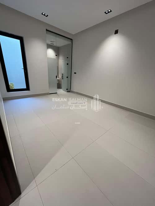 Floor 171.19 SQM with 6 Bedrooms Al-Khaleej, East Riyadh, Riyadh
