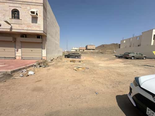 أرض 645.57 متر مربع جنوبية على شارع 30م السلام، المدينة المنورة