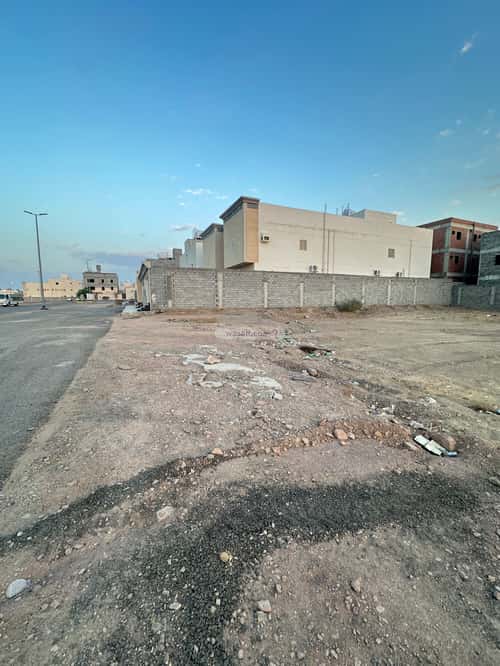 Land 800 SQM Facing North on 24m Width Street Al Sukb, Madinah