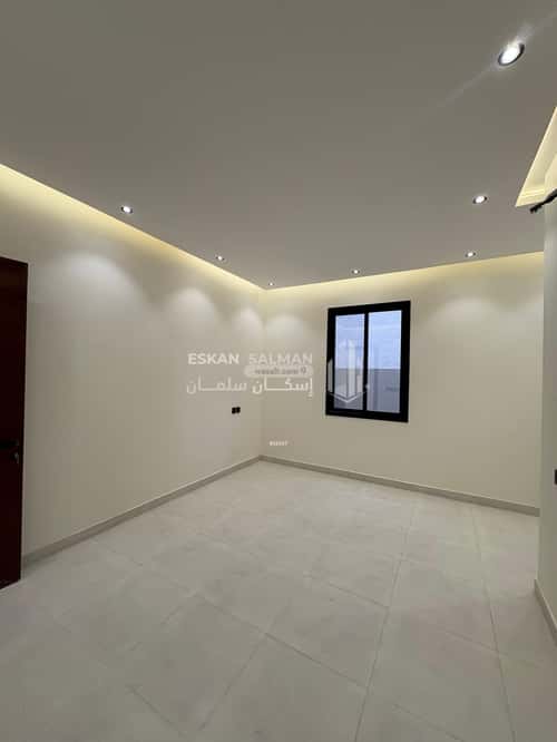 Apartment with 4 Bedrooms Al-Sharafiya, Abha