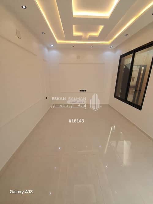 Villa 307.43 SQM Facing West on 15m Width Street Al-Janadriyah, East Riyadh, Riyadh