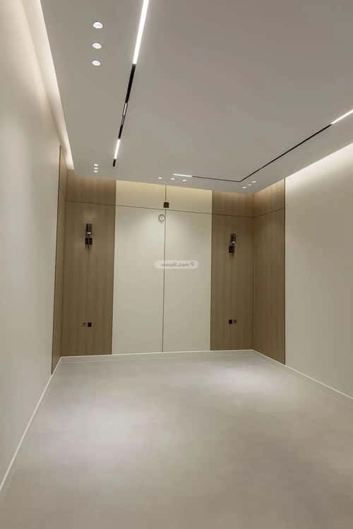 6 bedroom villa in Al Janadriyah