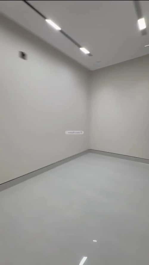 4 bedroom floor in Al Rimal