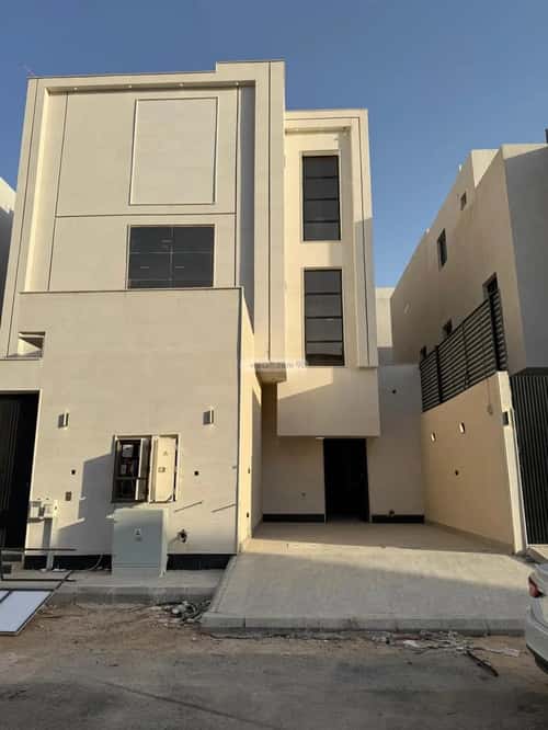 دور 4 غرف في الرمال