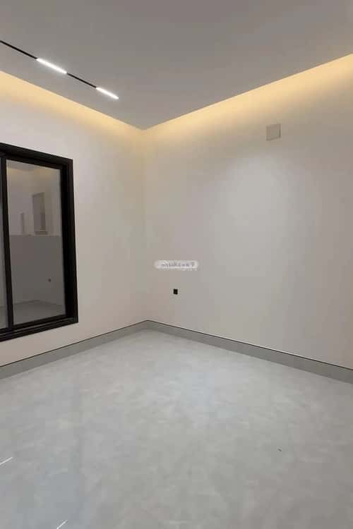 4 bedroom floor in Al Rimal