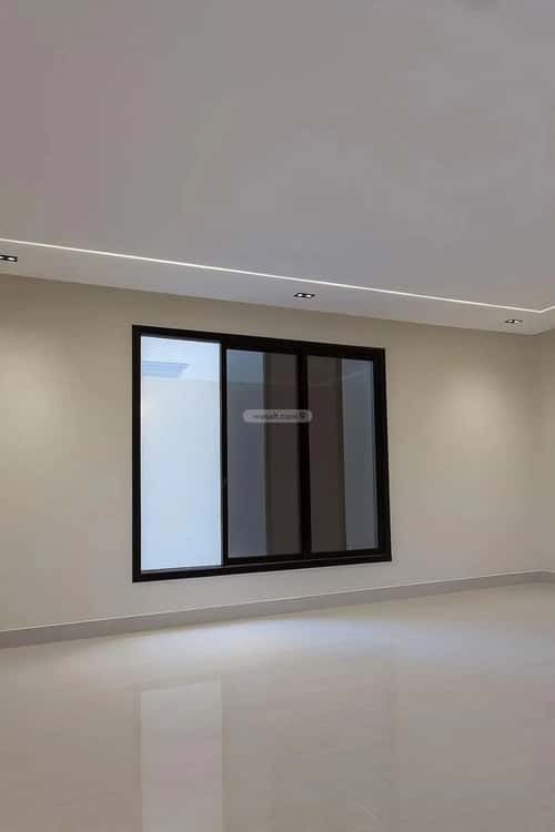 4 bedroom floor in Al Janadriyah