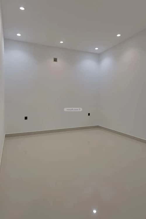 فيلا 5 غرف في الجنادرية