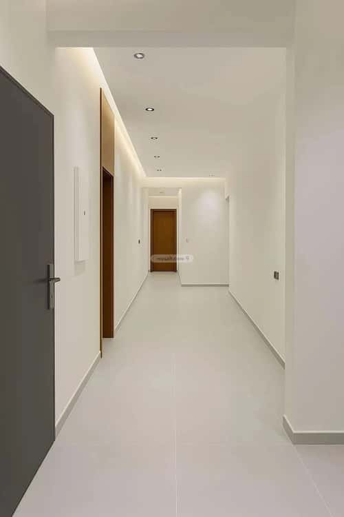 5 bedroom floor in Al Janadriyah