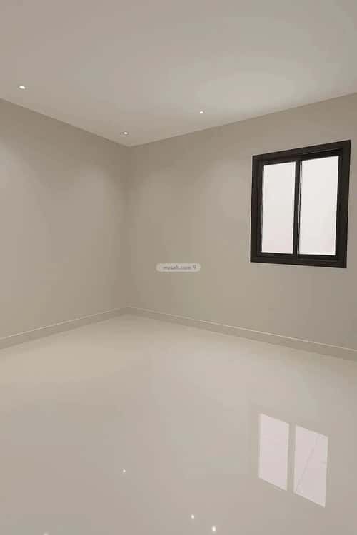 4 bedroom villa in Al Janadriyah