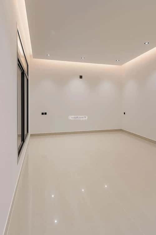 5 bedroom villa in Al Murjan