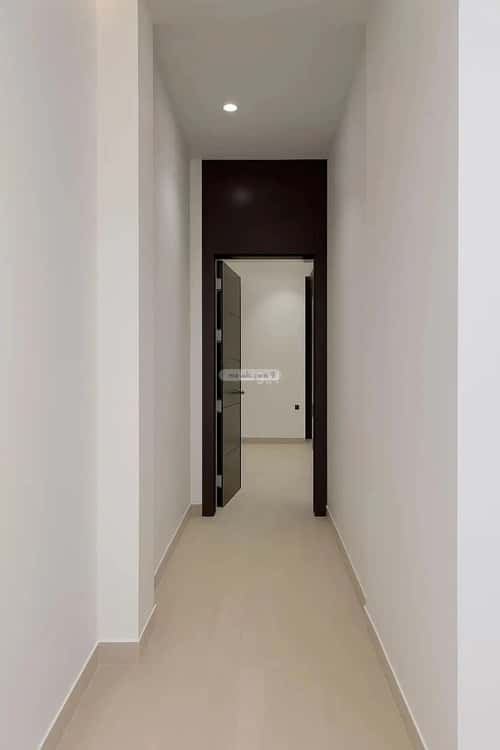 3 bedroom floor in Al Janadriyah