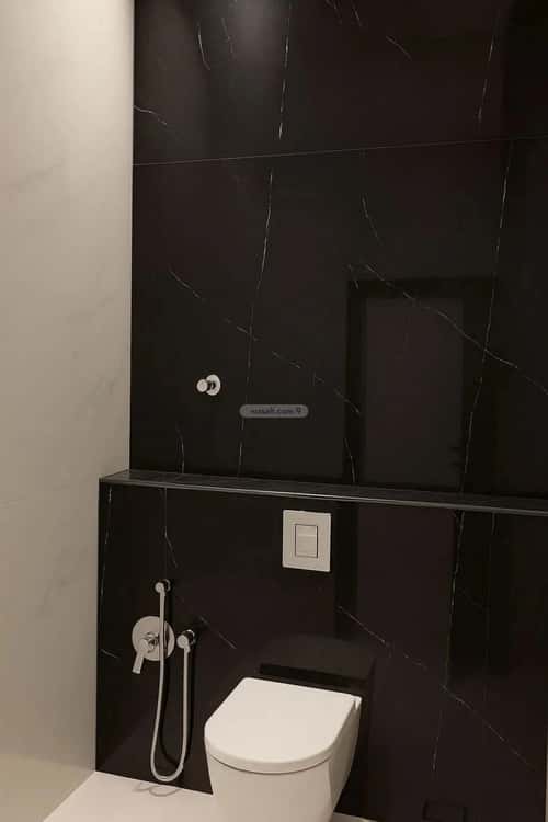 دور 4 غرف في الجنادرية