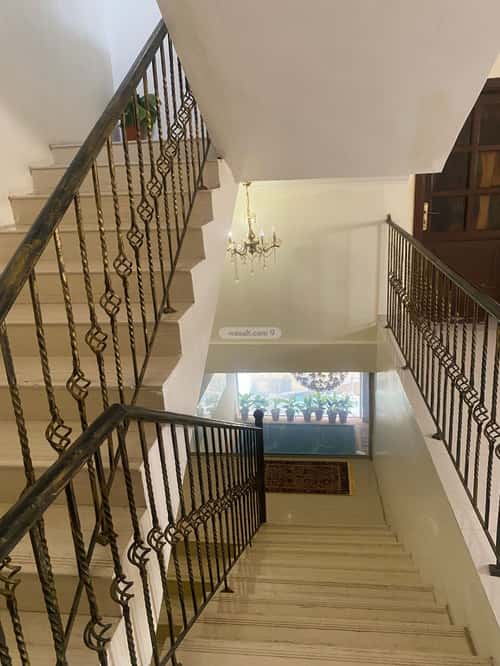 فيلا 250 متر مربع شرقية على شارع 15م الياقوت، شمال جدة، جدة