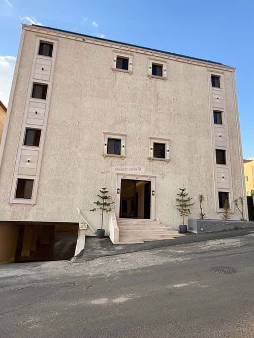 Apartment with 6 Bedrooms Al-Murooj, Abha