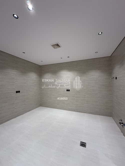 Apartment with 5 Bedrooms Al-Mohammadiyah 2, Jazan