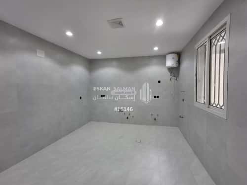 فيلا 385 متر مربع غربية على شارع 15م المعلاة، أحد رفيدة