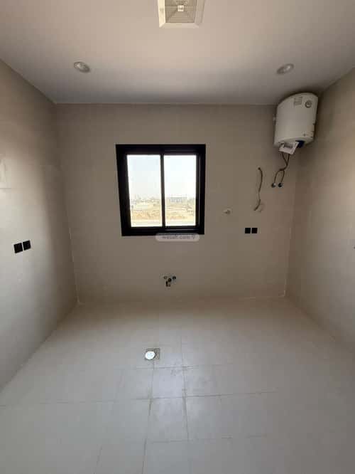 Floor with 5 Bedrooms Ar-Rimal, East Riyadh, Riyadh