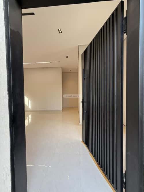 10 bedroom villa in Al Janadriyah