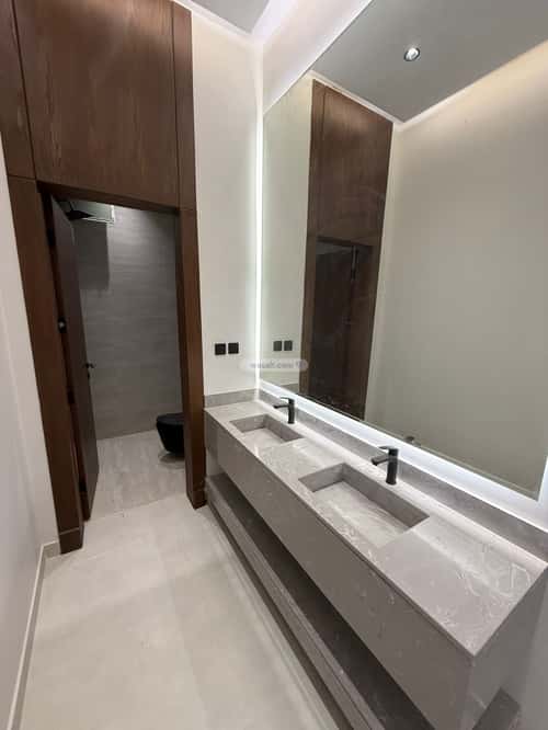 Apartment with 6 Bedrooms Al-Janadriyah, East Riyadh, Riyadh