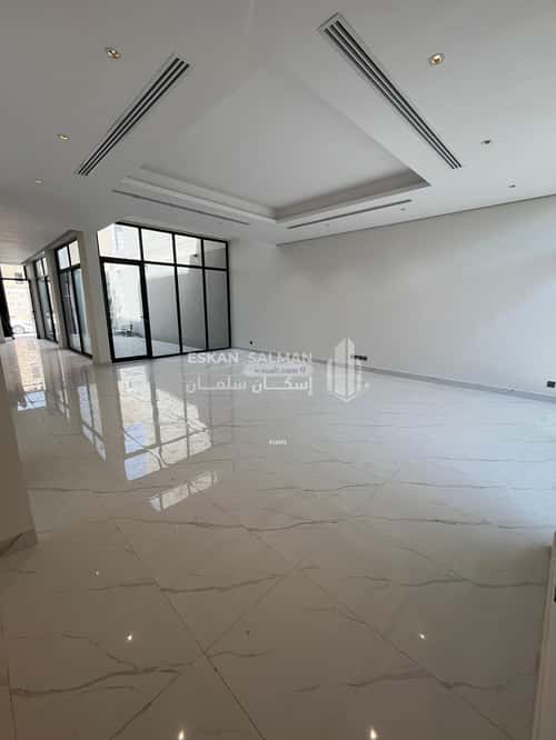 Villa 315.24 SQM Facing East on 20m Width Street Al-Maizaliyah, East Riyadh, Riyadh