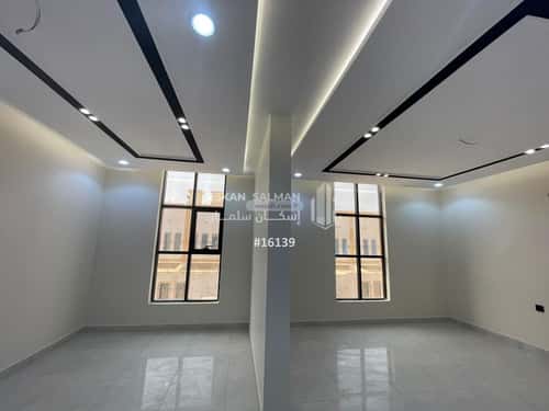 Villa 300 SQM Facing East on 10m Width Street Al Rahmanyah, East Jeddah, Jeddah