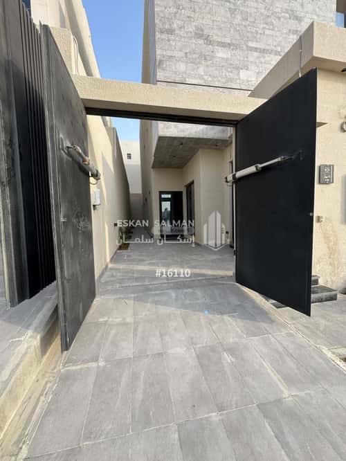 Floor 154.96 SQM with 5 Bedrooms Al Bayan, East Riyadh, Riyadh