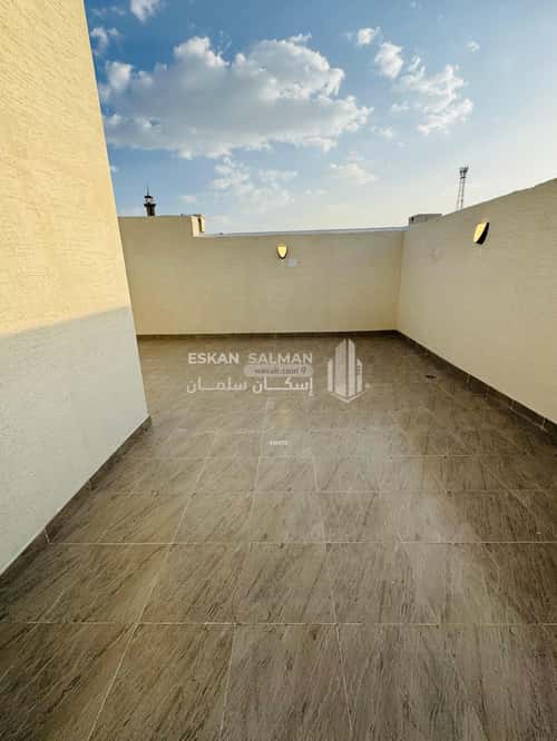 فيلا 297.09 متر مربع جنوبية غربية على شارع 15م الرحاب، الطائف