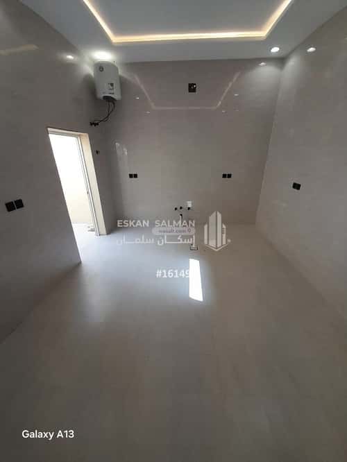 فيلا 381.92 متر مربع شرقية على شارع 15م الجنادرية، شرق الرياض، الرياض