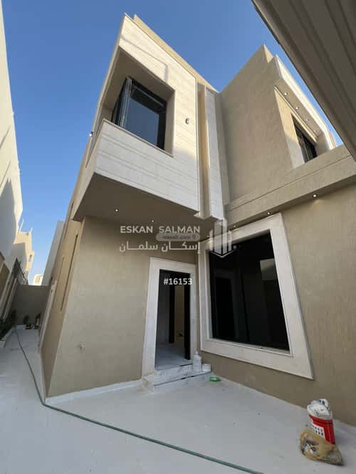 8 bedroom villa in Al Janadriyah