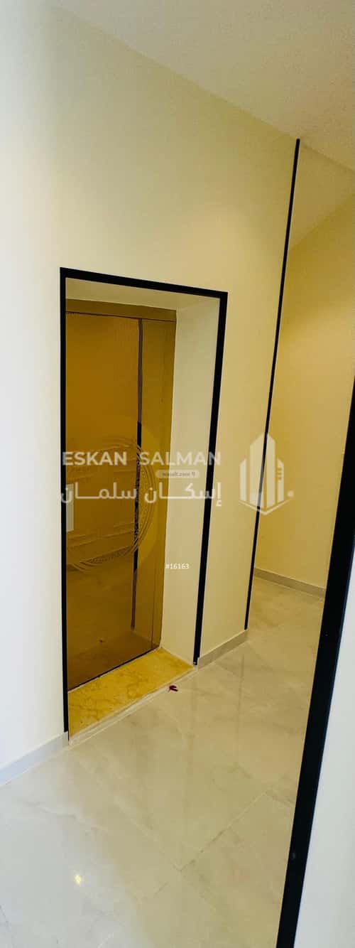 فيلا 269.52 متر مربع جنوبية على شارع 15م الواسط، الطائف