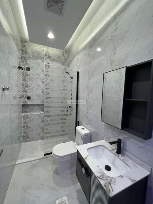 4 bedroom apartment in Umm Al Silm