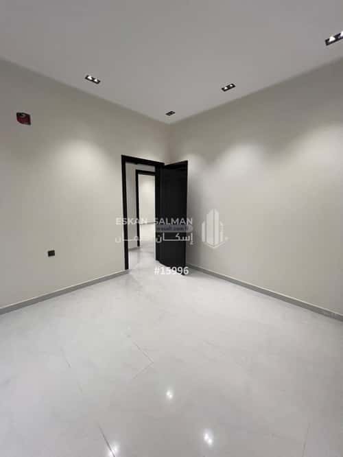 5 bedroom floor in Al Rimal