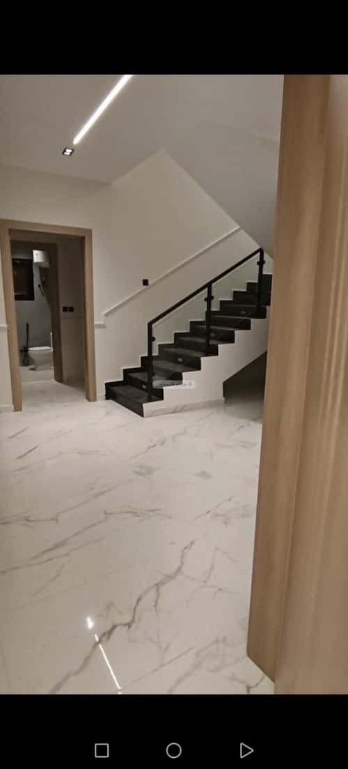 Apartment with 4 Bedrooms King Fahad Dist, Aldammam