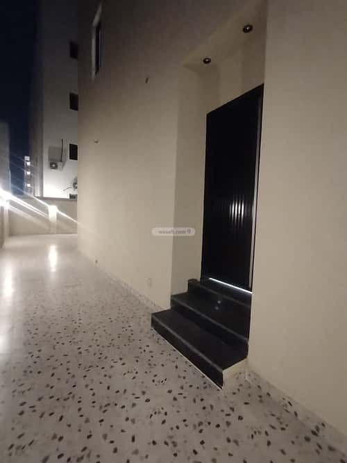 Floor 303 SQM with 7 bedrooms الرحاب 1، جازان