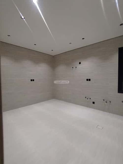 Floor 303 SQM with 7 bedrooms الرحاب 1، جازان