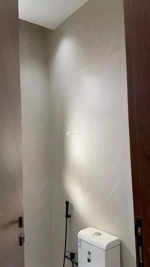 شقة ب 5 غرف ظهرة لبن، غرب الرياض، الرياض