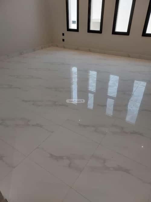 Apartment with 3 Bedrooms Okaz, South Riyadh, Riyadh