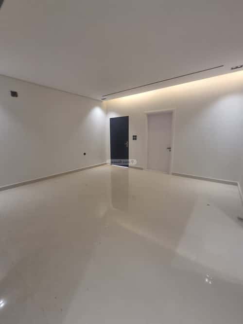 Floor 173 SQM with 6 Bedrooms Az-Zahra, West Riyadh, Riyadh