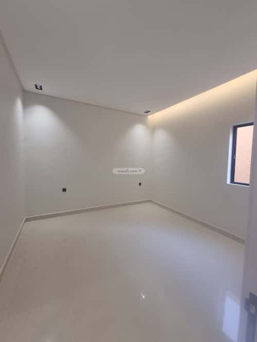 Floor 173 SQM with 6 Bedrooms Az-Zahra, West Riyadh, Riyadh
