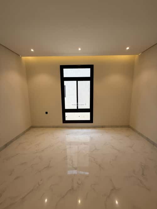 Floor with 5 Bedrooms Al-Janadriyah, East Riyadh, Riyadh