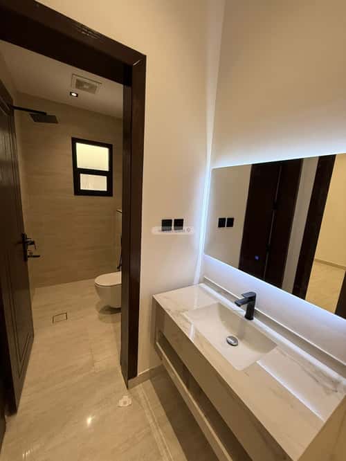 Floor with 5 Bedrooms Al-Maizaliyah, East Riyadh, Riyadh