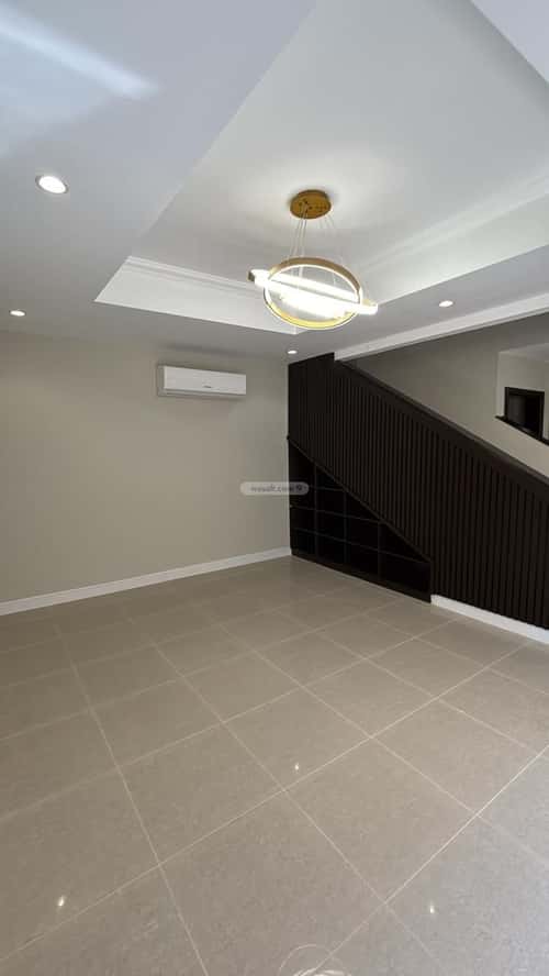 فيلا 312.5 متر مربع شرقية على شارع 15م الياسمين، شمال الرياض، الرياض