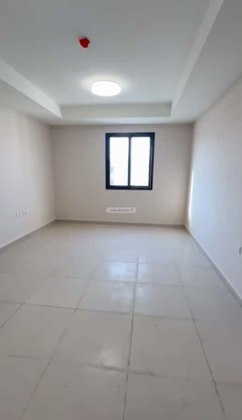 Apartment with 4 Bedrooms Al-Iskan Al-Janoubi, Aldammam