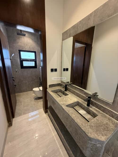 Apartment 189 SQM with 6 Bedrooms Al-Janadriyah, East Riyadh, Riyadh