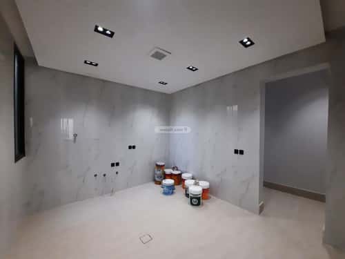 Floor with 5 Bedrooms West Al-Oraija, West Riyadh, Riyadh